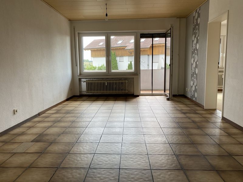 Nürtingen-3,5 Zimmer- 68 qm-Balkon- ideal für 2 Personen
